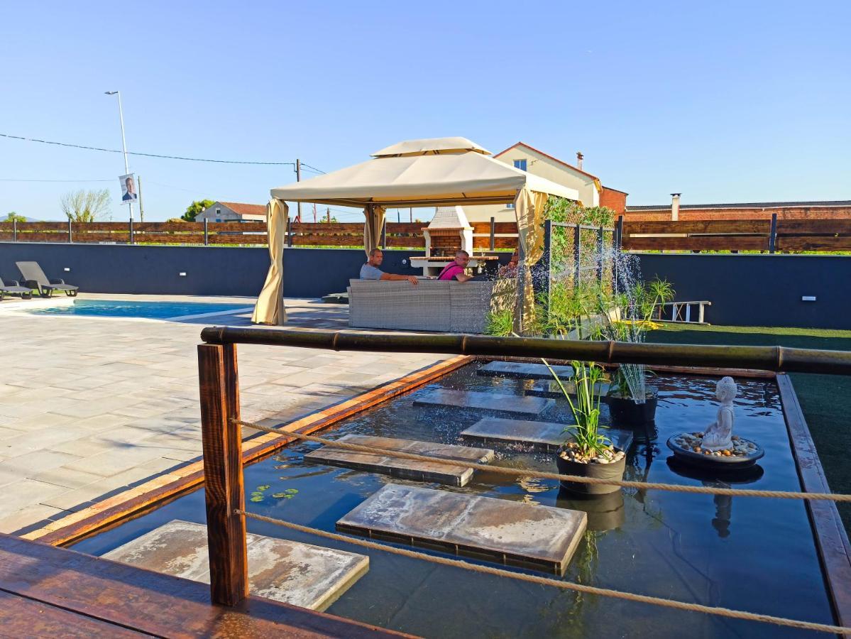 Villas Turisticas Del Noroeste 비야누에바 데 아로사 외부 사진
